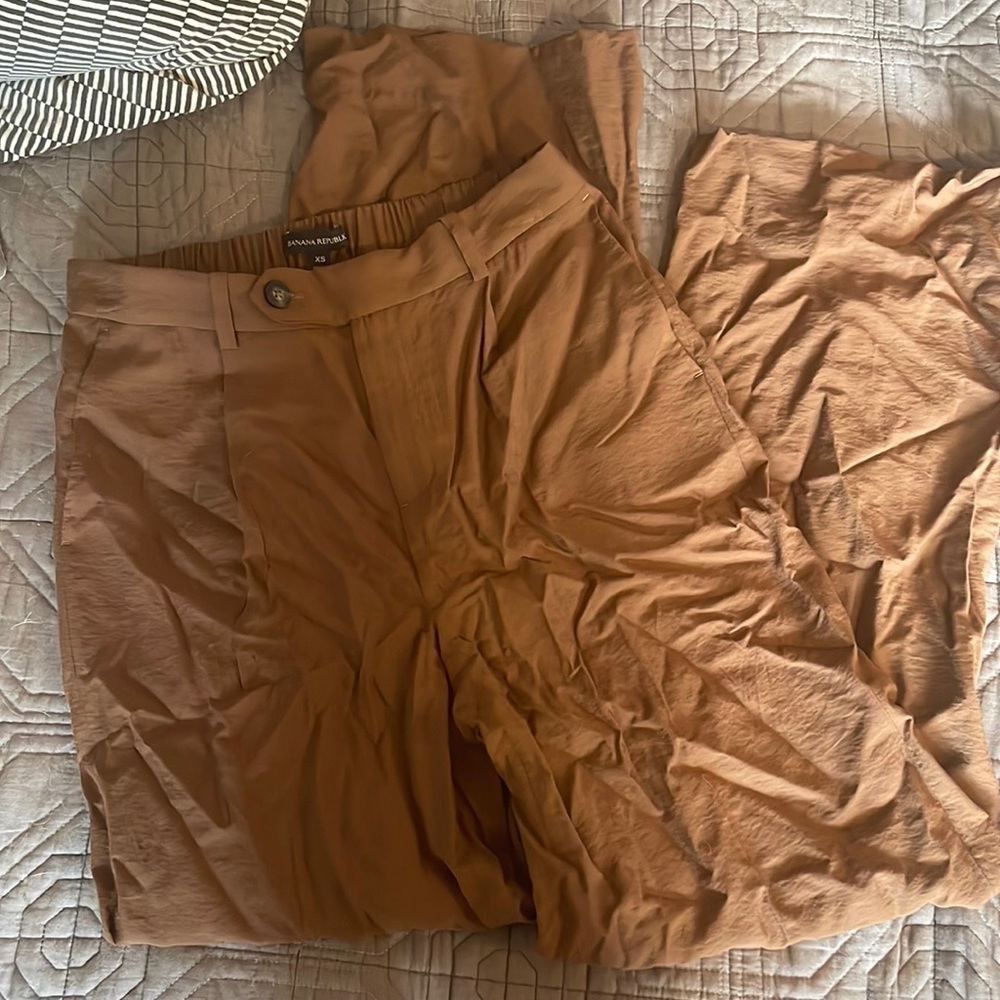 BNWT khaki BR dress pants
